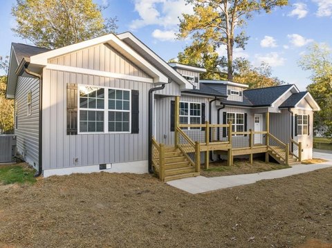 New Duplex in Prime Location