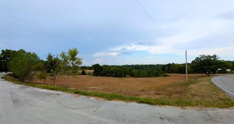 Commercial Lot on Business 13