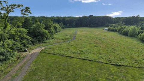Residential Land in Hazleton, IN