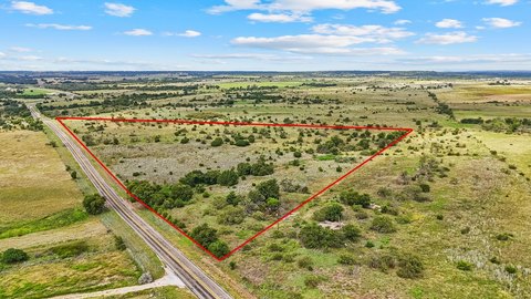 Hamilton Ranch with Acreage