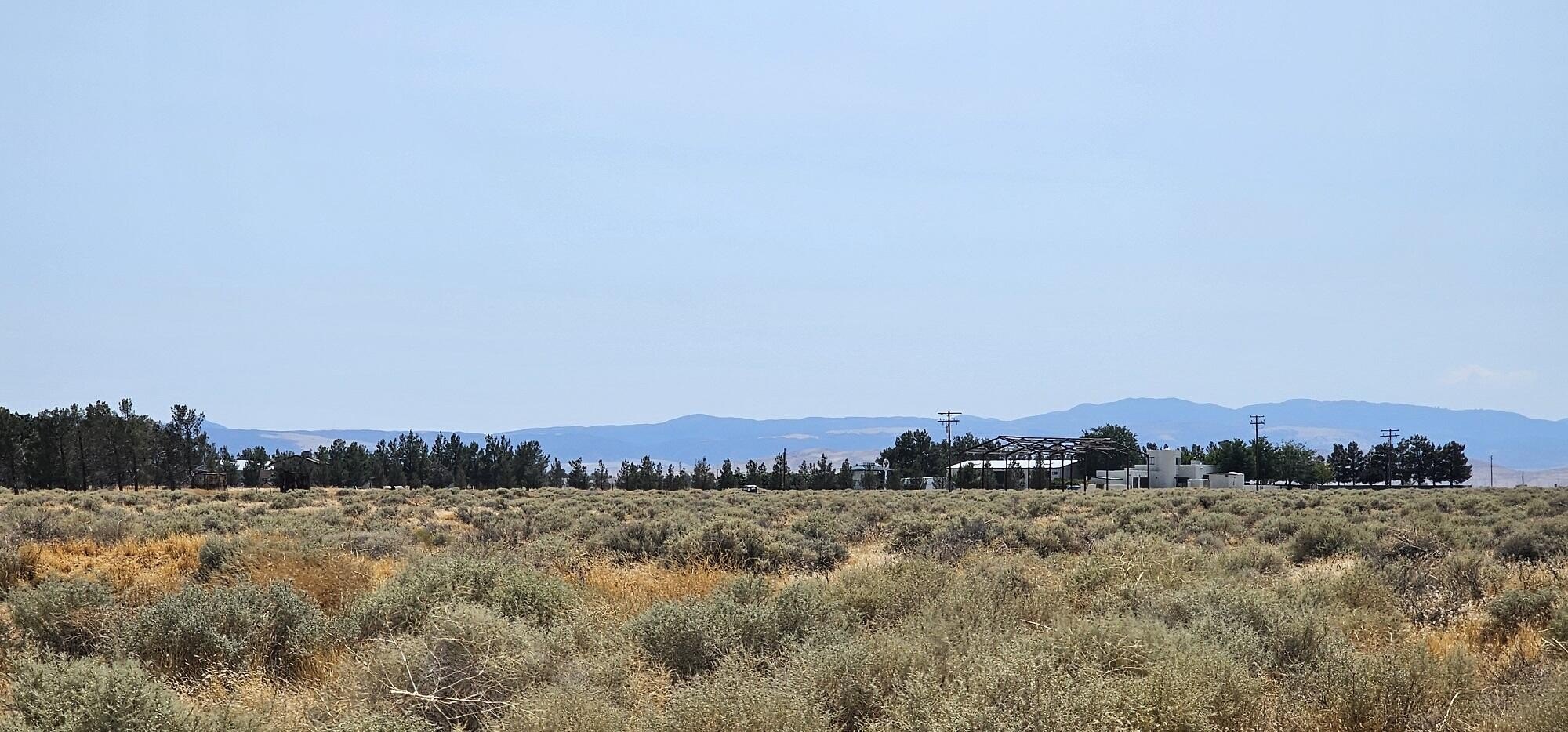 Land in Antelope Acres