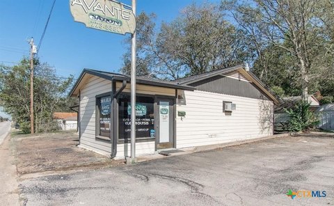 Temple Commercial Building For Sale