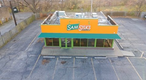 Turn-Key Restaurant Opportunity in Cleveland