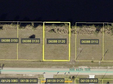 Waterfront Lot in Cape Coral