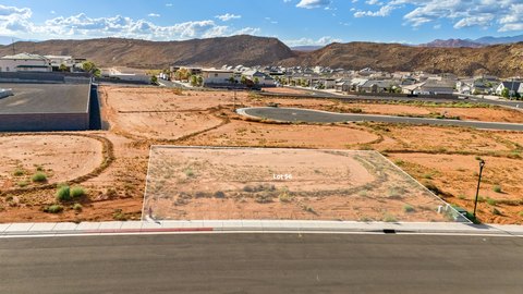 Land, Hurricane, UT