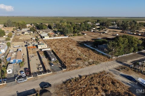 Land, Bakersfield, CA