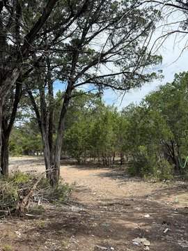 Land in Bandera, Texas