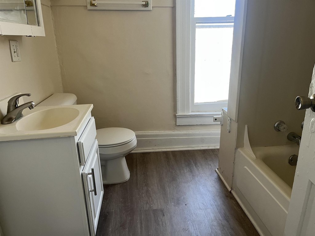 Picture 19