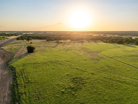 LAND - Alvord, TX