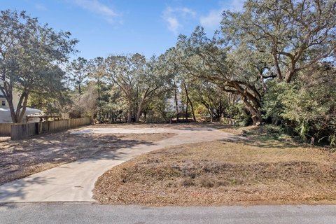 Waterfront Homesite in Mount Pleasant
