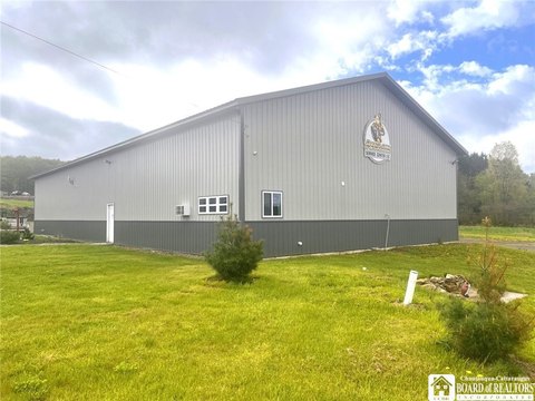 Versatile Commercial Building with Cottage