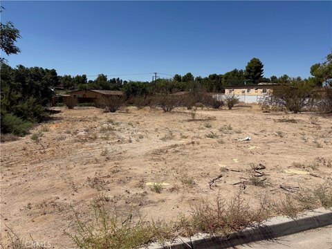 Residential Land in Desirable Neighborhood