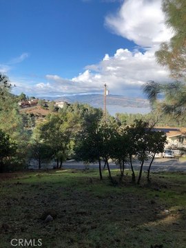 Kelseyville Land with Riviera View