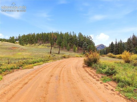 Hunting Land with Off-Grid Cabin