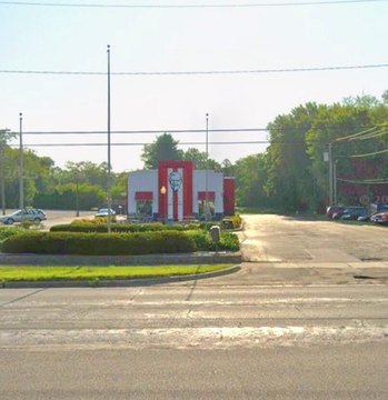 Former Restaurant with Extra Parking