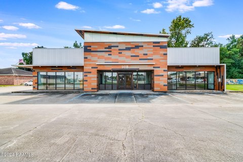 Modern Medical Office in Opelousas