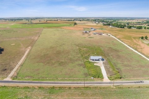 Land Available in Moody, Texas