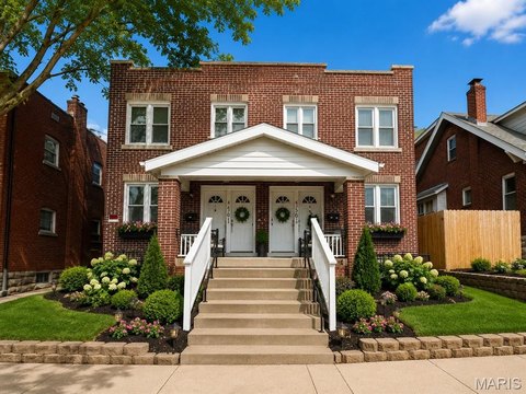 Updated Four-Family Building in St. Louis