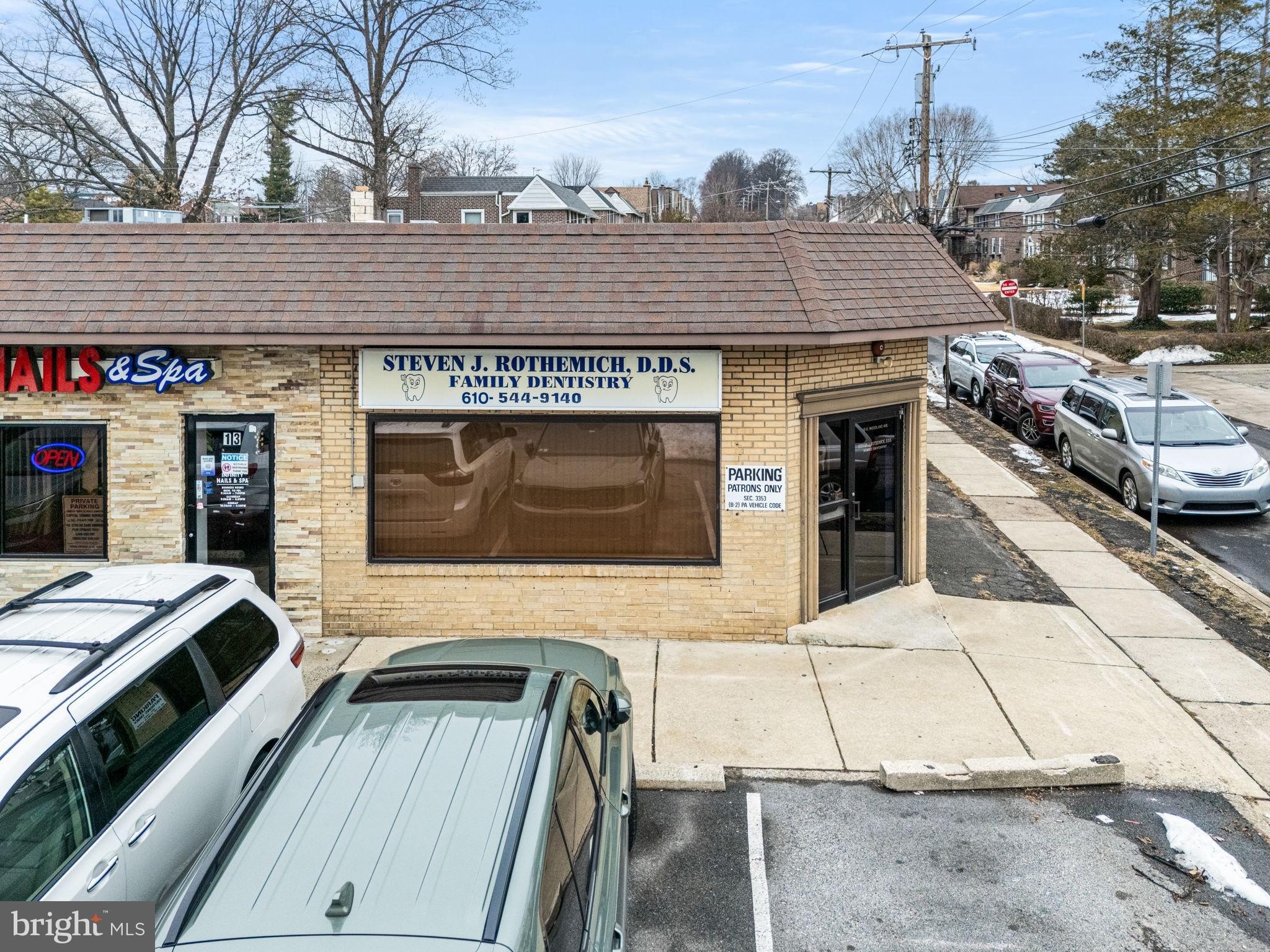Versatile Commercial Space in Springfield