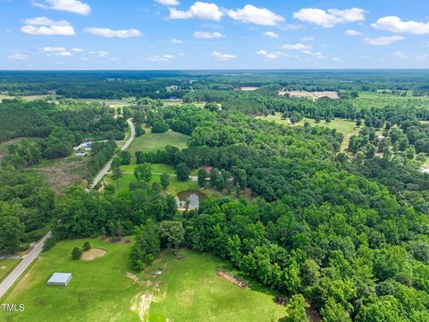 Four Oaks Acreage Near I-40