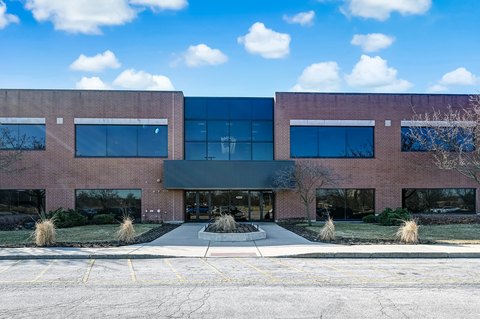 Versatile Office Space in Warrenville