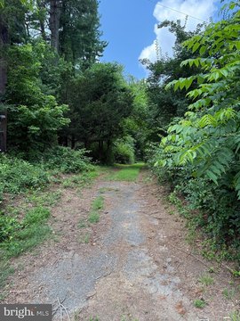 LAND - CLARKSVILLE, MD