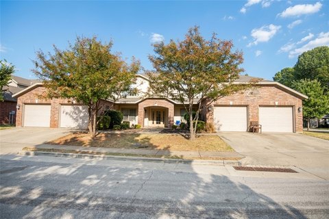 Four-Unit Apartment Property with Garages