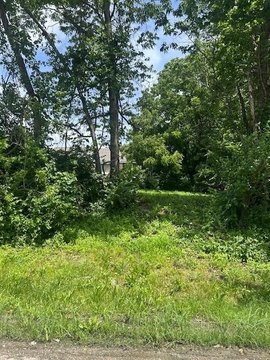 LAND - Kansas City, MO