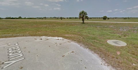 Land, FL