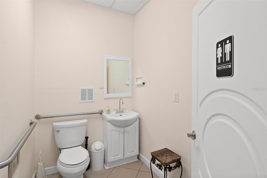Picture 19