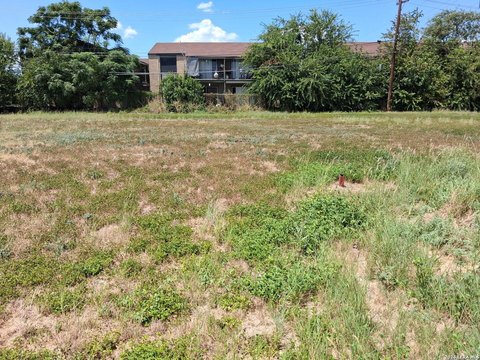 Land, Universal City, TX