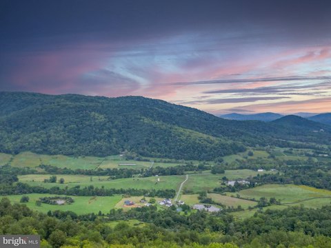 Land, WASHINGTON, VA