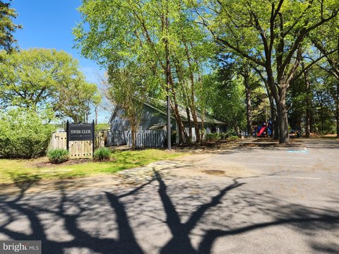 Residential Land in Swan Point