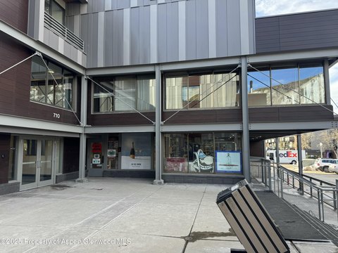 Established Aspen Liquor Store Opportunity