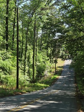 Residential Land in Natural Setting