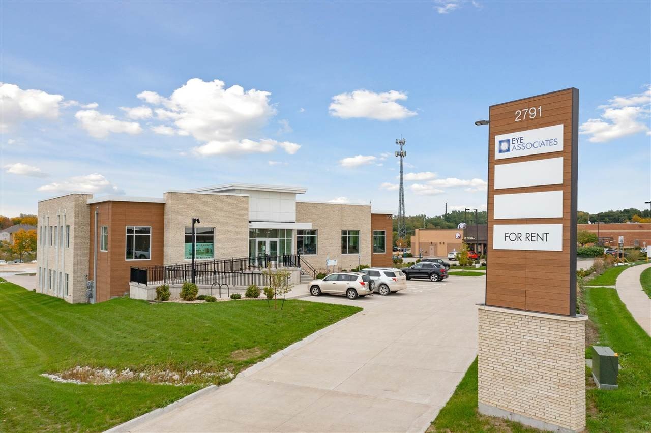 Coralville Commercial Space For Lease