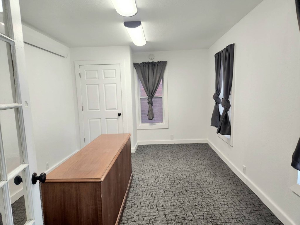 Picture 3