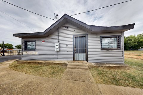 Recently Remodeled Retail and Office Suites