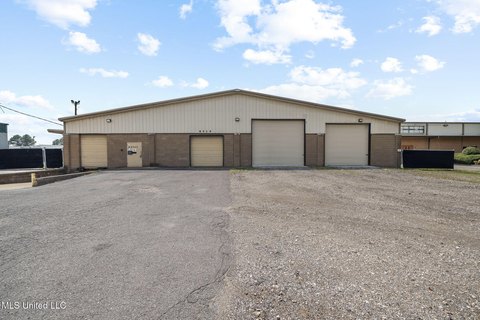 Southaven Commercial Shop Building