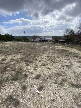LAND - Kerrville, TX