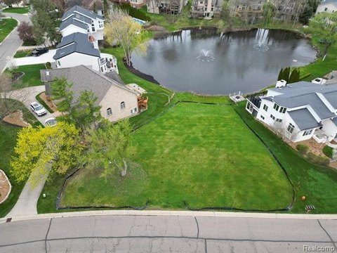Residential Land with Lake Access