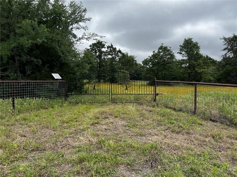 LAND - College Station, TX