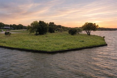 Waterfront Land in Gated Community