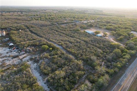 Residential Acreage Near Lake Corpus