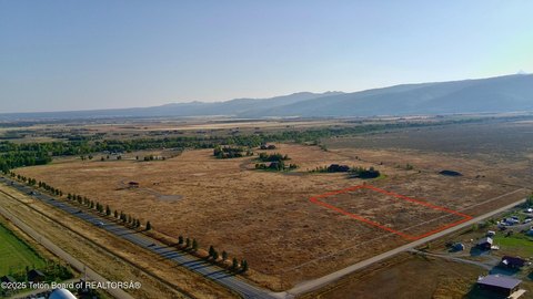 Teton Valley 4.9 Acre Lot