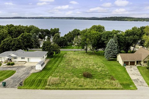 Lots & Acreage, Markesan, WI