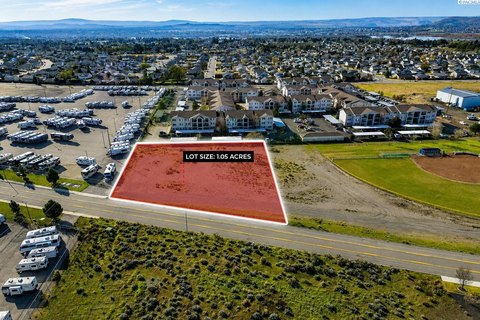 Commercial Land with Public Utilities
