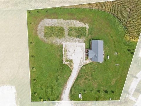 Commercial Property in Urbana, Iowa