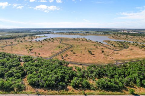 Waterfront Community Land Lot