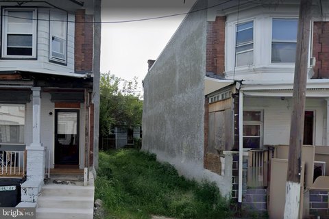 Land, PHILADELPHIA, PA